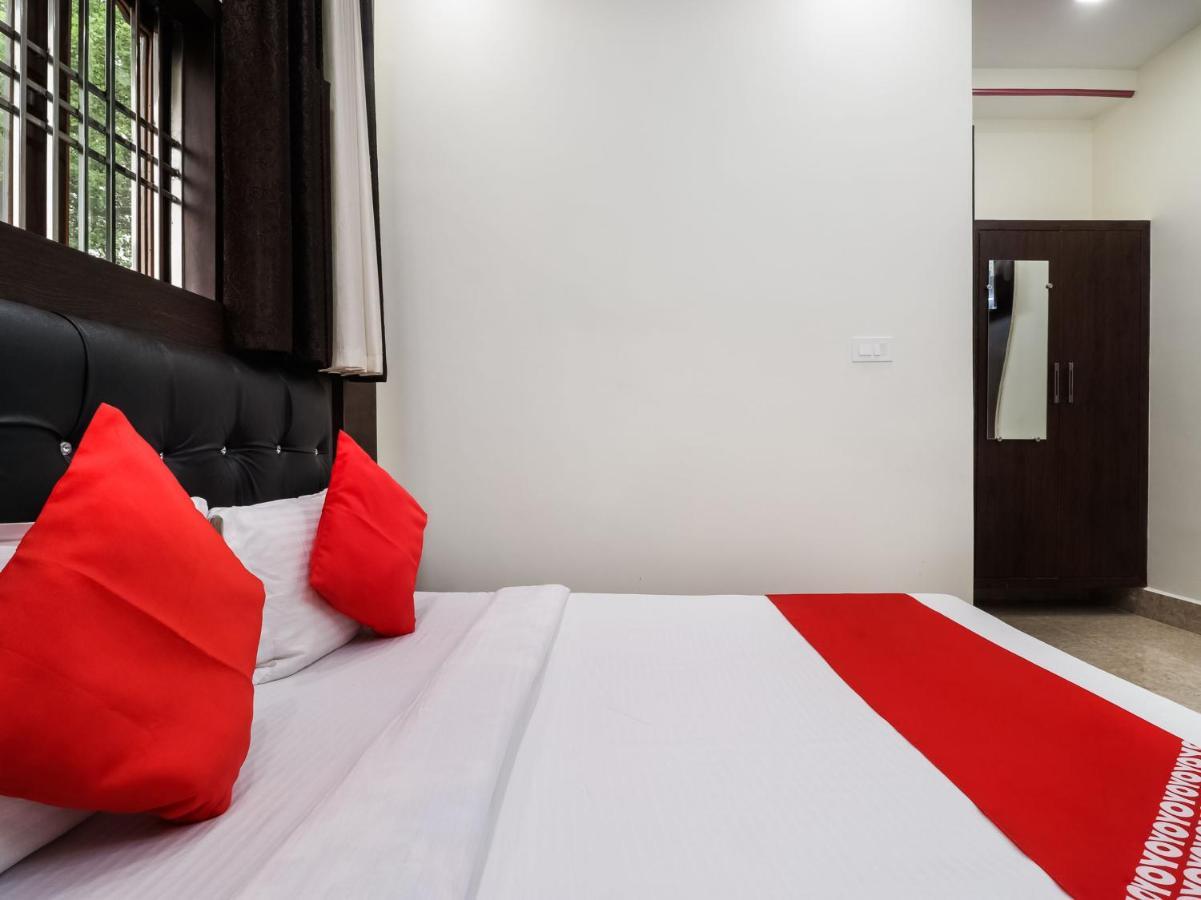 Oyo 74578 Hotel Al-Diyafa ไฮเดอราบัด ภายนอก รูปภาพ