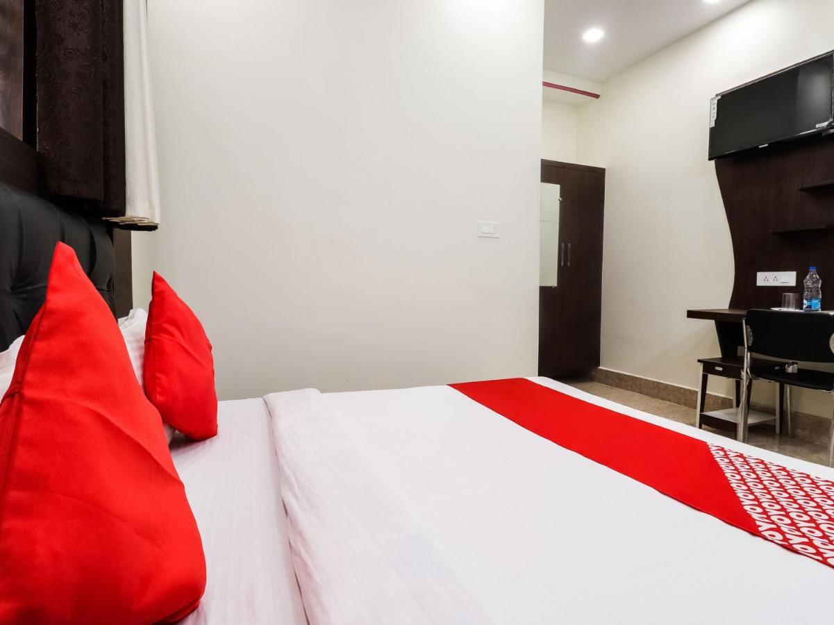Oyo 74578 Hotel Al-Diyafa ไฮเดอราบัด ภายนอก รูปภาพ